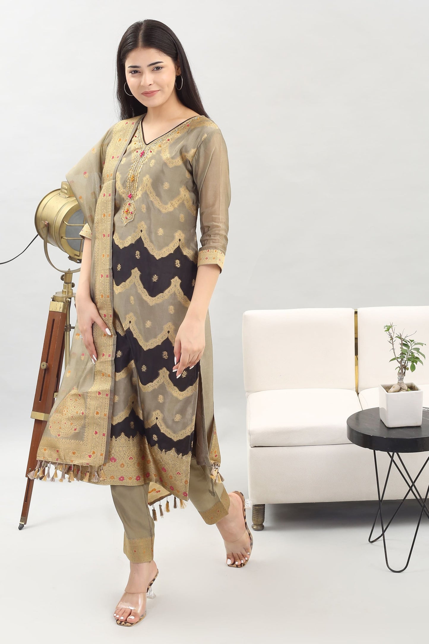 Tyohar Glamour (Grey&Black) : 46-Inch Pure Organza Jacquard Kurta, Viscose Pants, and Stylish Dupatta