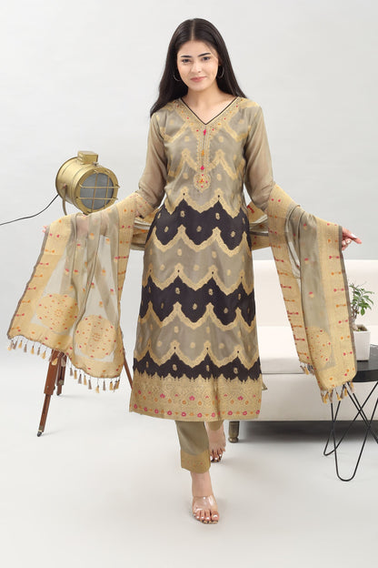 Tyohar Glamour (Grey&Black) : 46-Inch Pure Organza Jacquard Kurta, Viscose Pants, and Stylish Dupatta