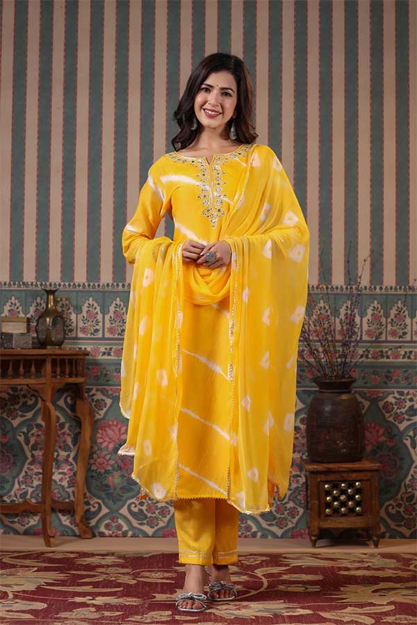 LEHARIYA BLISS: FESTIVE MUSLIN KURTA SET WITH GOTA EMBROIDERY (Yellow colour )